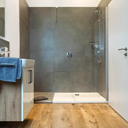 Апартаменты Ahrenshof 5